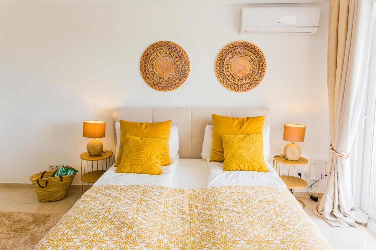 Suite Bora Bora มาร์เบยา ภายนอก รูปภาพ